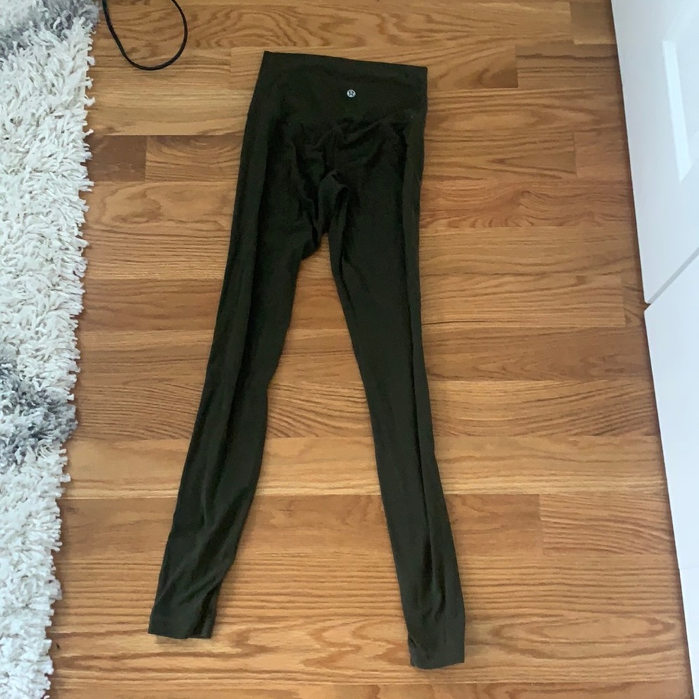 Dark olive lululemon aligh 28 inch